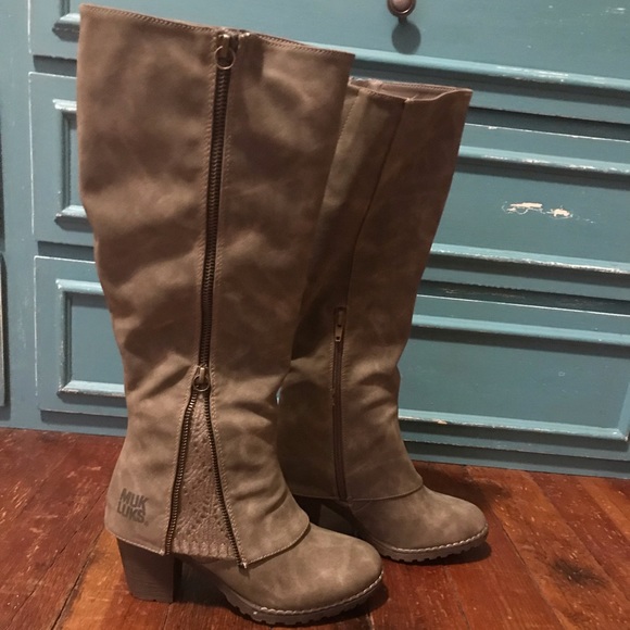 muk luk snow boots